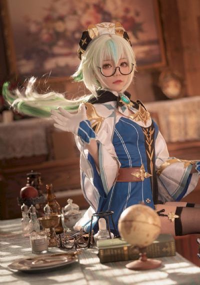 没有穿内裤的女教师在线观看_剧情片完整视频观看