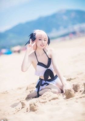 哈尔的移动城堡在线观看_BD英语高清完整版播放