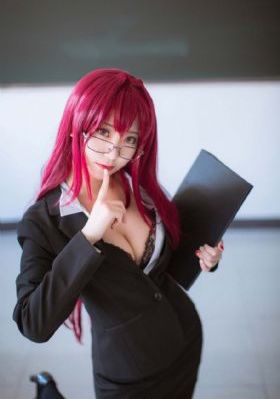 池波志乃_十万网红美女美酱